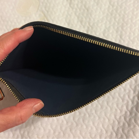 Louis Vuitton Neverfull MM Excellent Condition - Picture 7 of 12